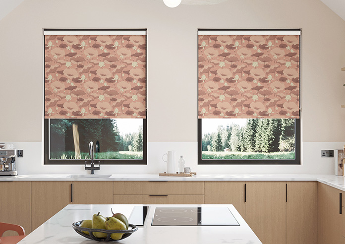 Lotus, Rosewater - Roller Blind - Image 3